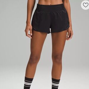 Hotty hot shorts Lululemon